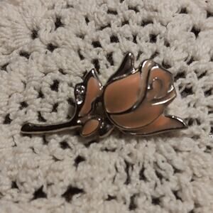 Vintage Rose Pin Brooch Small Lightweight Silver Tone and Tan‎